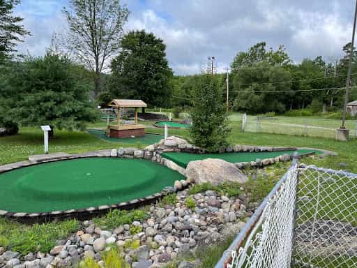 Sammy’s Family Golf - Main Image