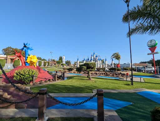 Golden Tee Golfland - Main Image