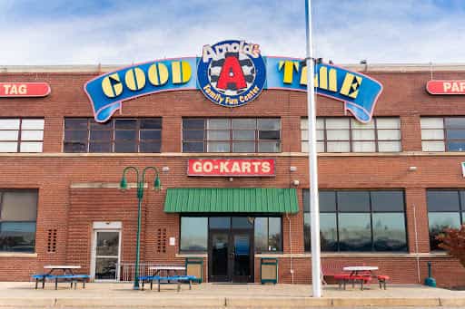 Arnold's Family Fun Center - Main Image