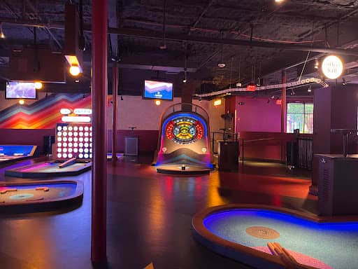 Puttshack - Addison