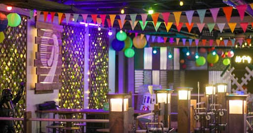 Nine Below | Build-Your-Own Mini Golf Bar - A Bars & Recreation Experience
