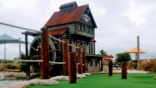 Duke's Adventure Golf - Main Image